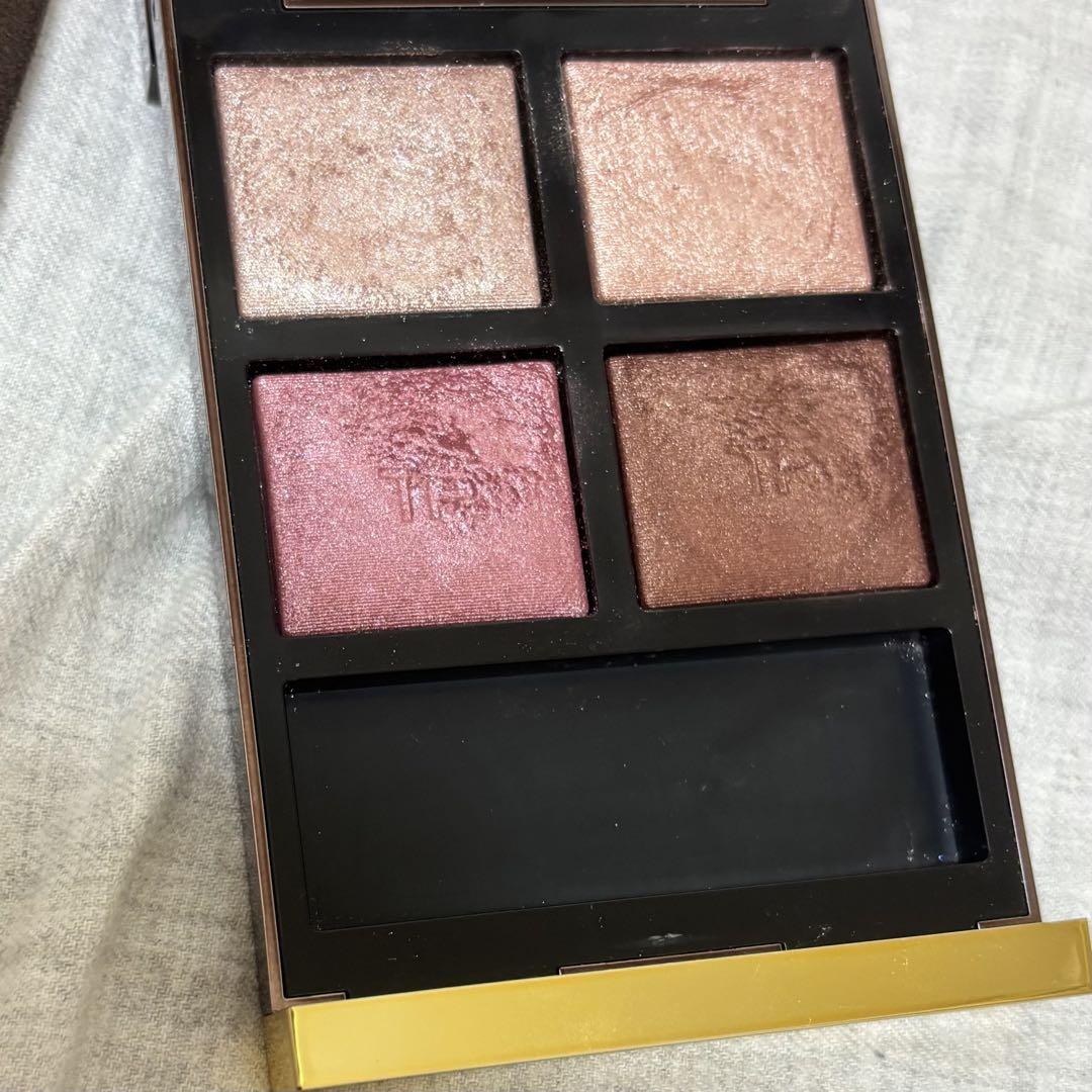 【TOM FORD】アイカラークォード 42A ヘイズィ センシュアリティ