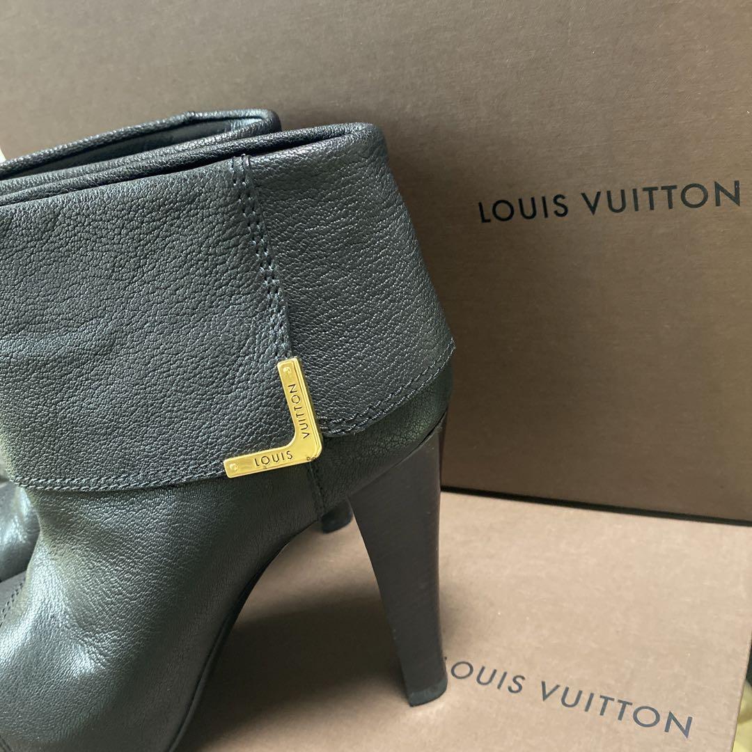 【美品】Louis Vuitton ブラック レザー ブーティ【付属品アリ】
