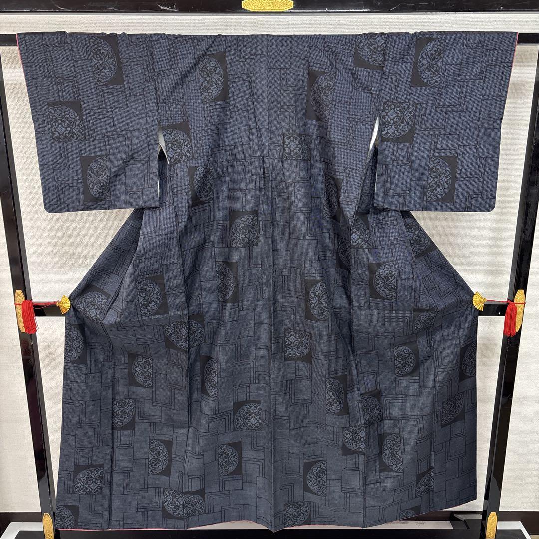 大島紬 華紋 幾何学模様 素敵な絣柄 正絹 AK-5571