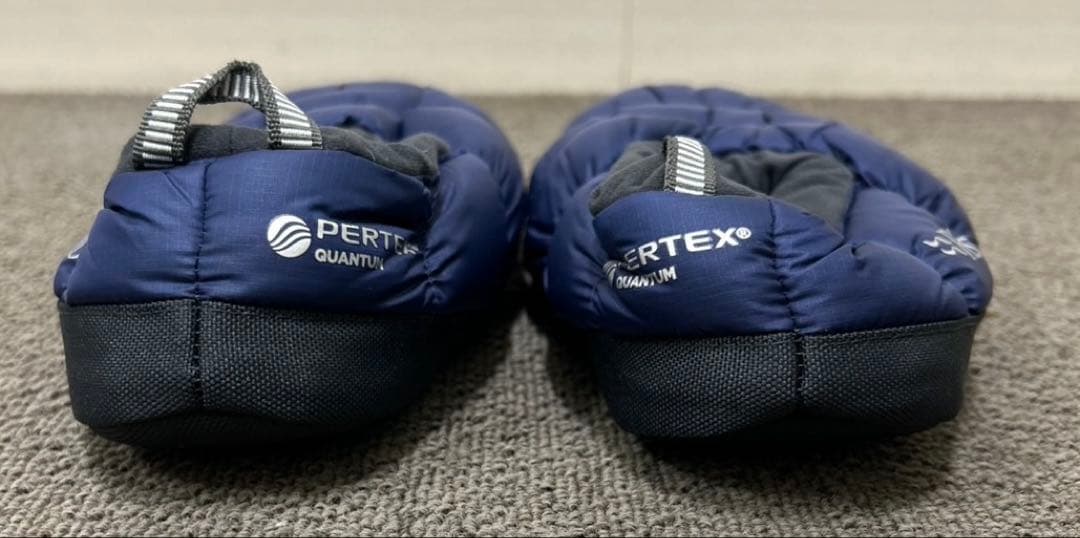 ●新品未使用●Down Hut Slipper ダウンハットスリッパ 2足セット ●新品未使用●Down Hut Slipper ダウンハットスリッパ 2足セット