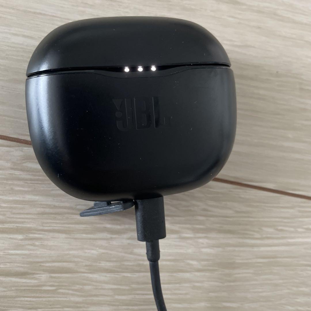 JBL ワイヤレスイヤフォン ブラック 充電ケース付き JBL史上初！ Bluetoothイヤホン用チャージングケース登場！「JBL