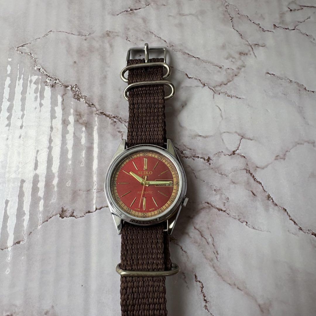 SEIKO 自動巻き 腕時計 オーバホール済アンティーク70Sレッド