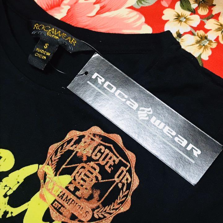 送料無料 通販 ファッション ☆ROCA WEAR ロカウェア☆サイドシャーリングTシャツ☆金ラメ Tシャツ(半袖+袖なし)