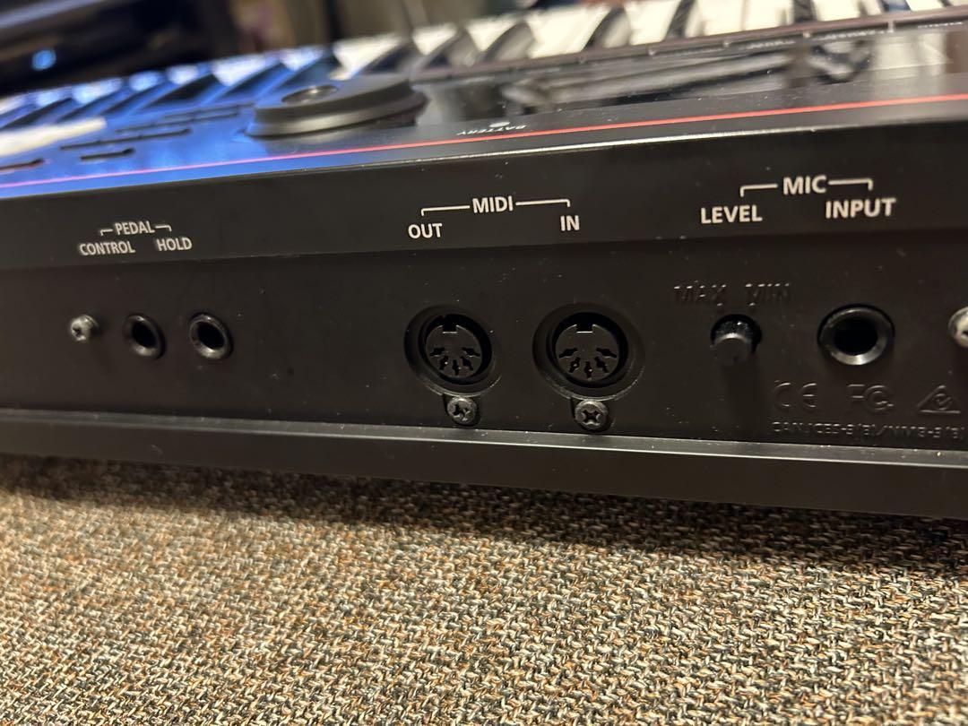Roland JUNO-DS シンセサイザー 61鍵 キャリングケース付き