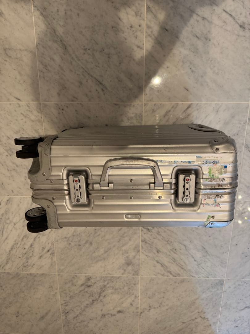 リモア アルミスーツケース