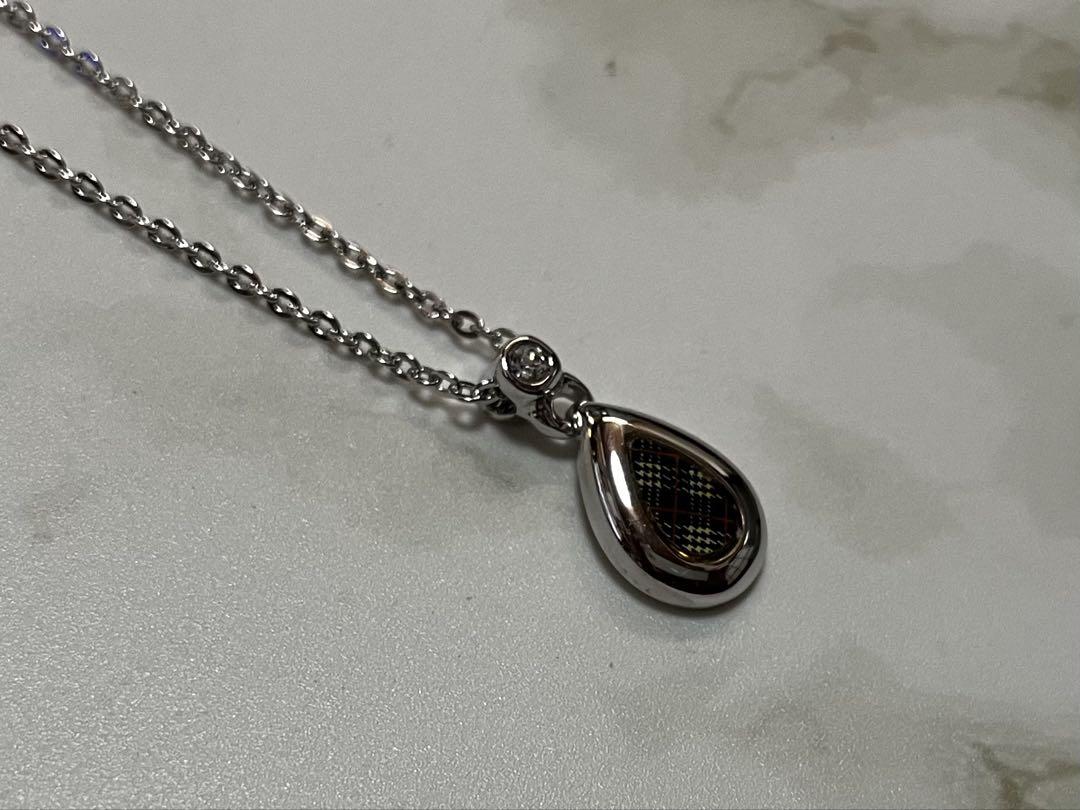 綺麗なお品です☺︎BURBERRY/バーバリーノバチェックネックレス