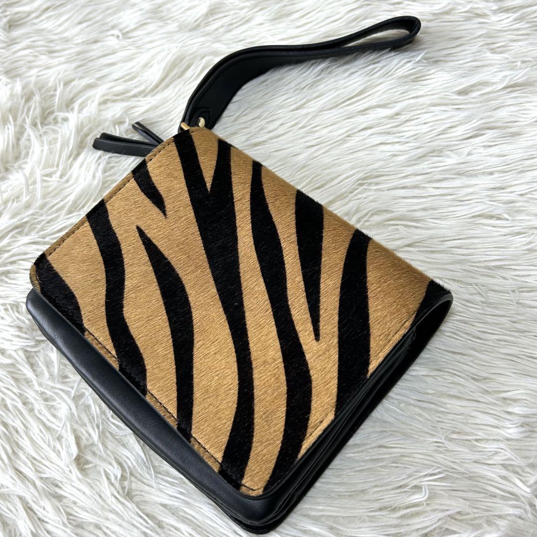 極美品✨ジャンニキャリーニZEBRAダコタ 3way ショルダーバッグ クラッチ 極美品✨ジャンニキャリーニZEBRAダコタ 3way ショルダーバッグ