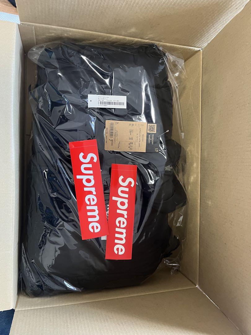 Supreme The North Face Split Nuptse
