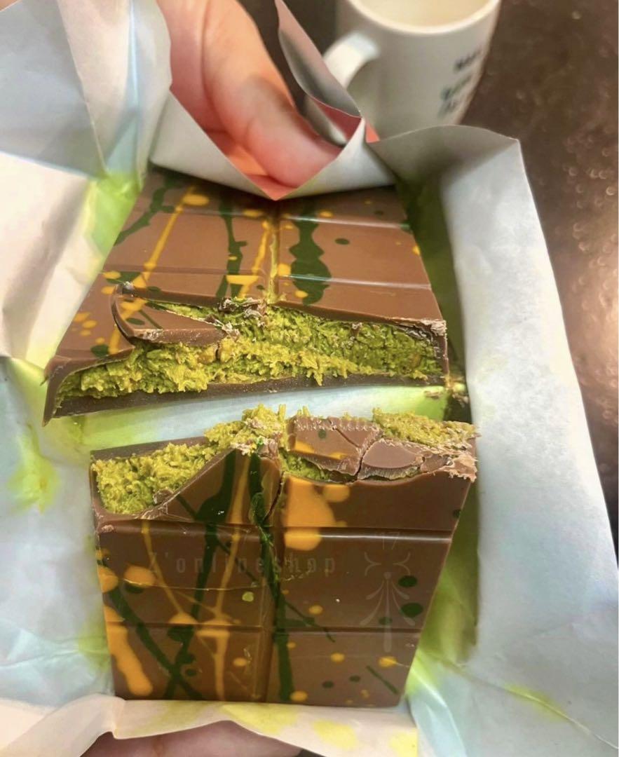 ドバイフィックスチョコレート「ピスタチオ味」2個
