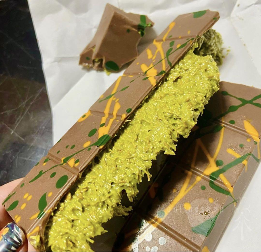 ドバイフィックスチョコレート「ピスタチオ味」2個