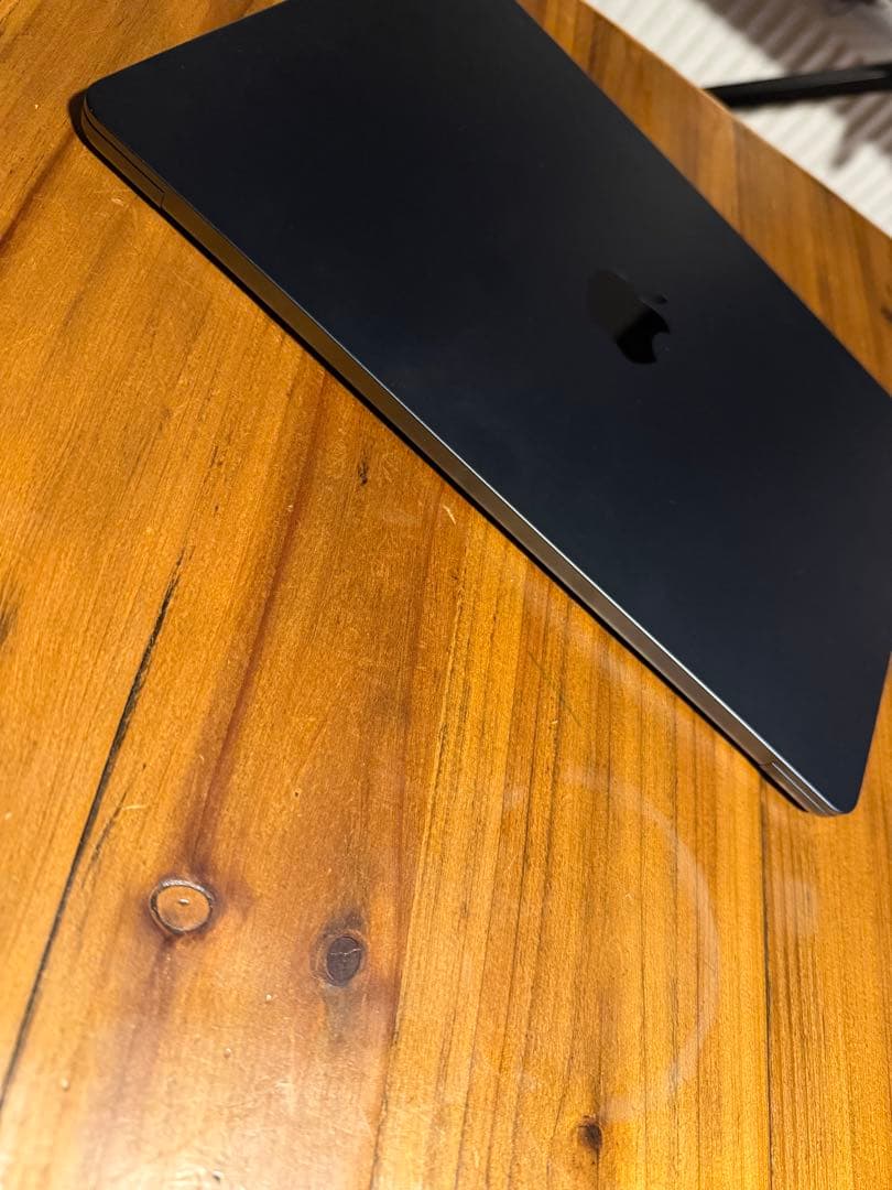 【ほぼ新品】M2 Macbook Air 256GB 8GB 【ほぼ新品】M2 Macbook Air 256GB 8GB