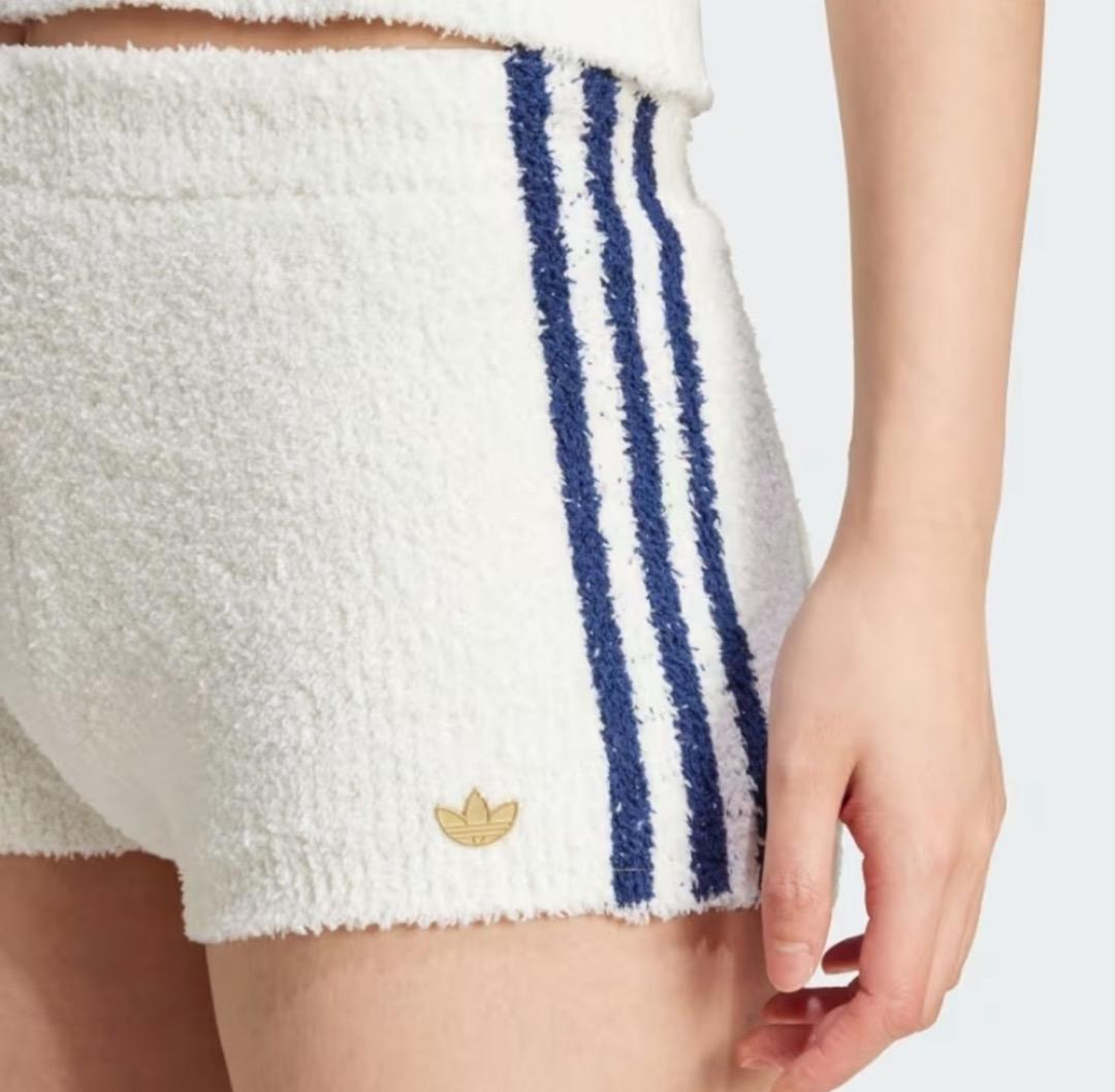 adidas タオル地ショートパンツ ホワイト　2xs