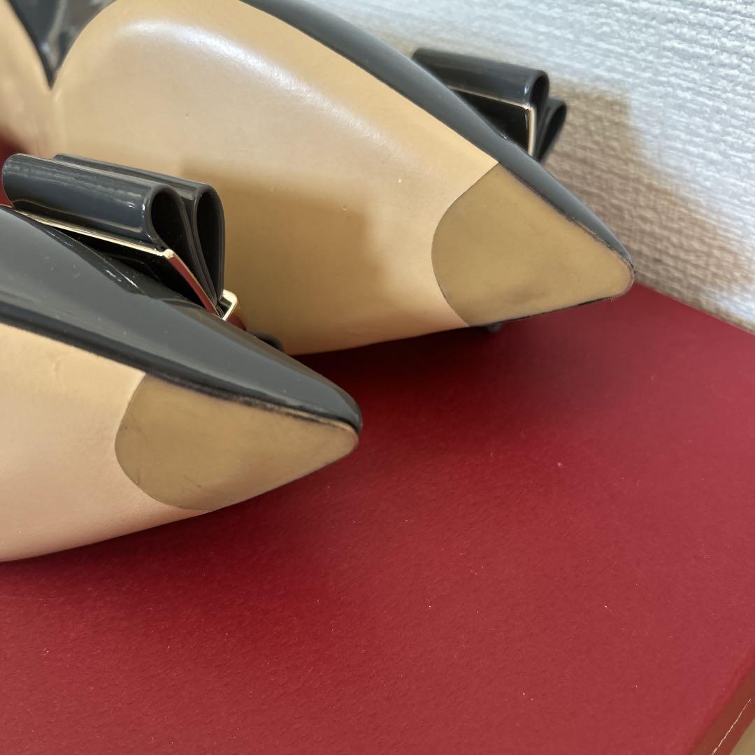 未使用　Salvatore Ferragamo ZERI70