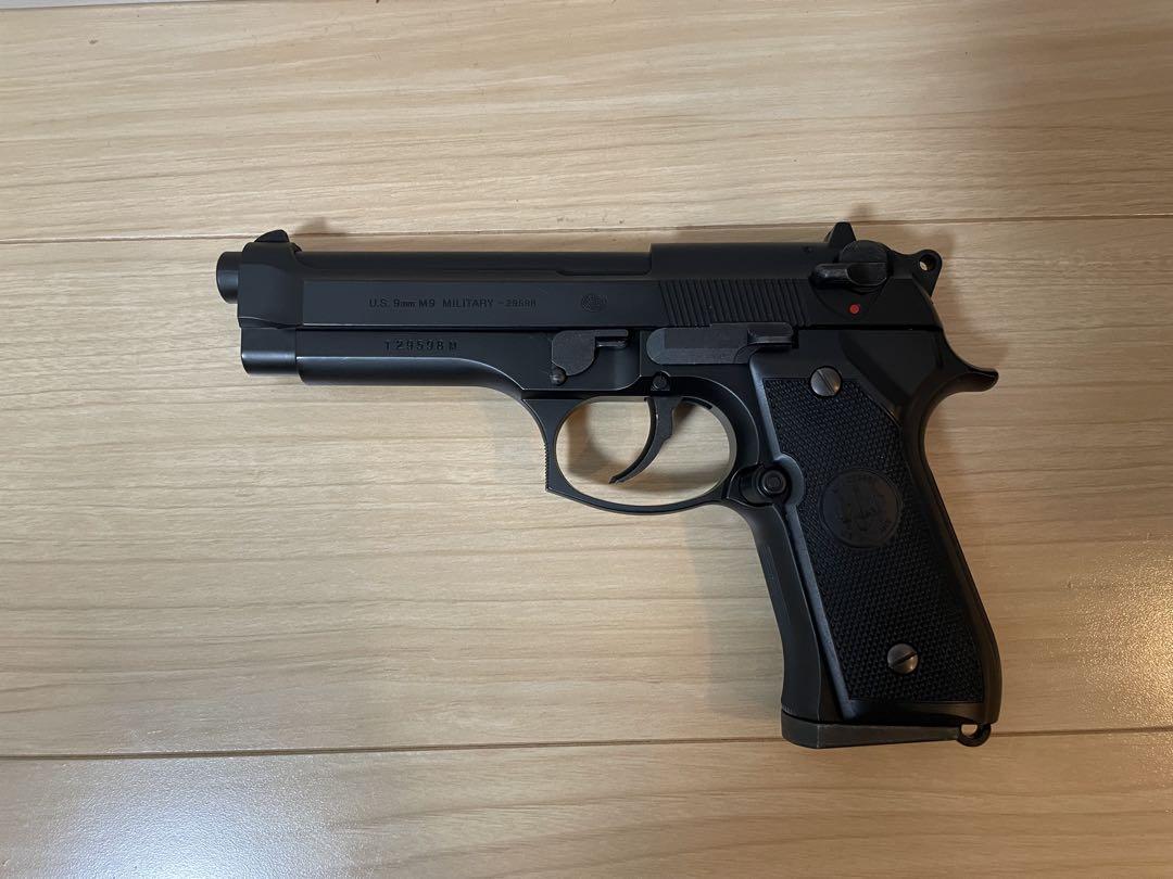 東京マルイ M92F Military Model ガスガン 予備マガジン2個付 東京マルイ M92F Military Model ガスガン 予備マガジン2個付