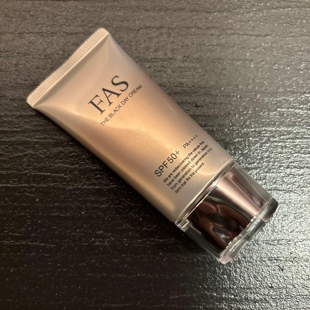 FAS 日焼け止め THE BLACK DAY CREAM