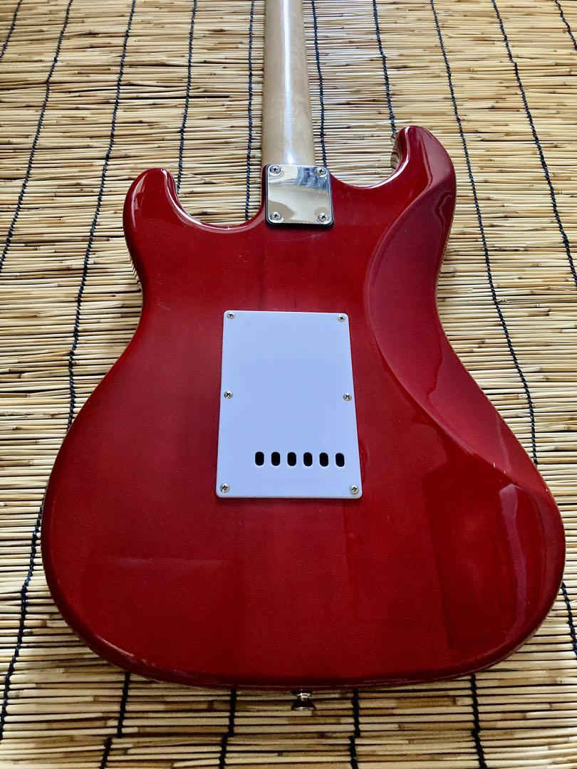 ☆美品　改造して新機能満載　ローノイズ化したBUSKERS ST