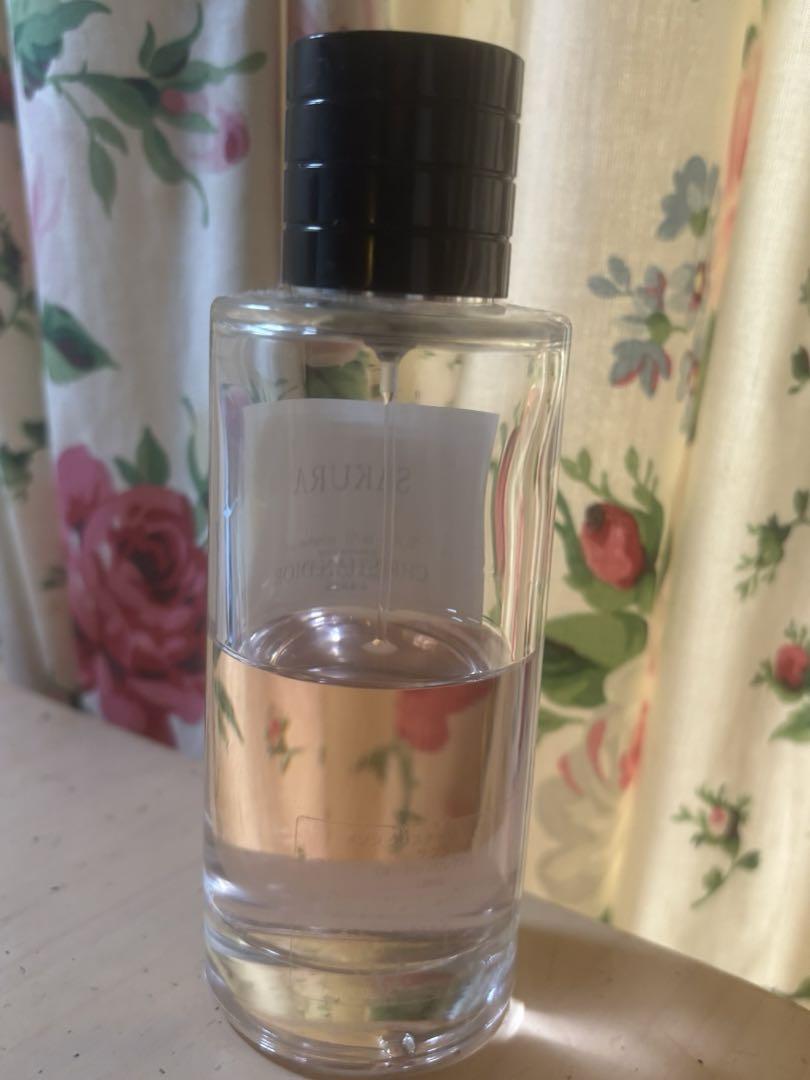 CHRISTIAN DIOR SAKURA 香水