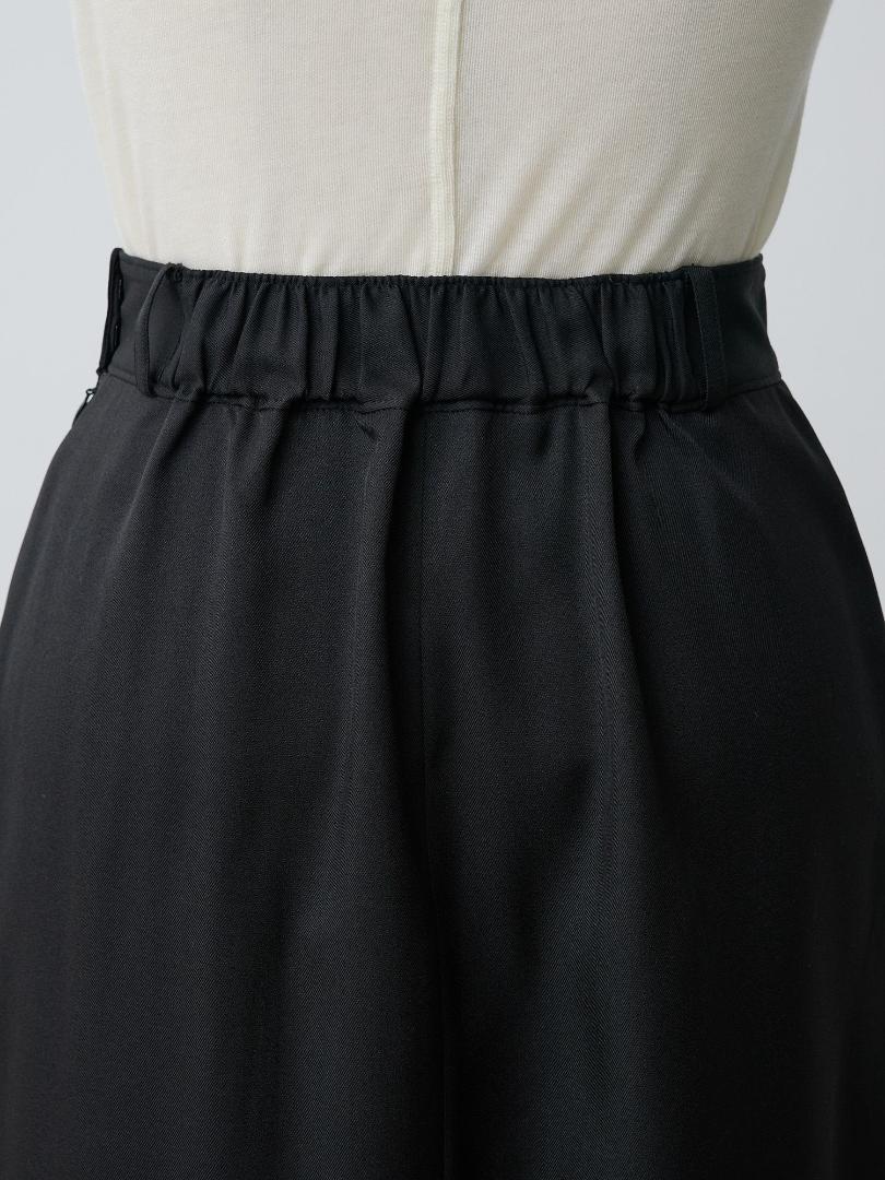 【新品】crewre バックタックナロースカート 黒size1
