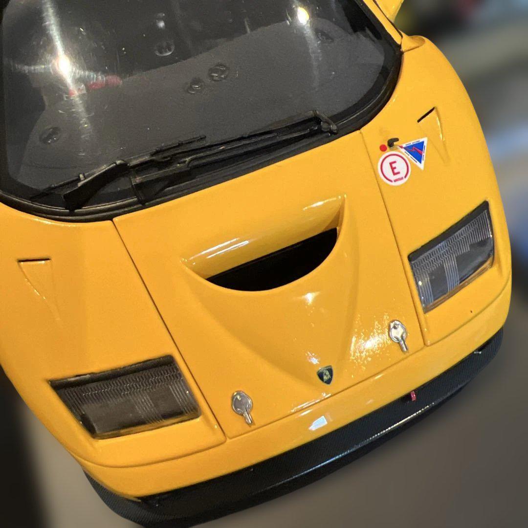 AUTOart製1/18ランボルギーニディアブロGTR