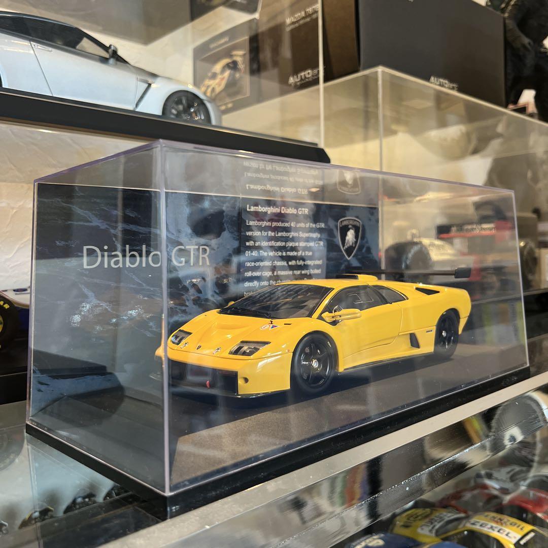 AUTOart製1/18ランボルギーニディアブロGTR