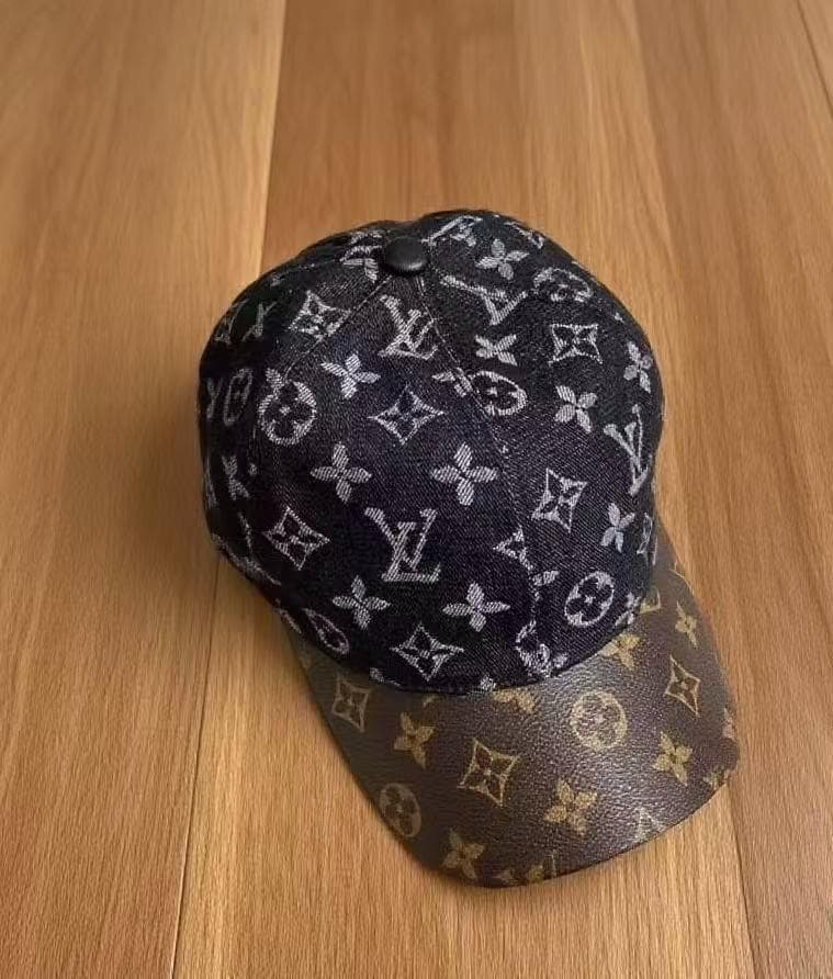 Louis Vuitton ベースボールキャップ ブラック/ブラウン