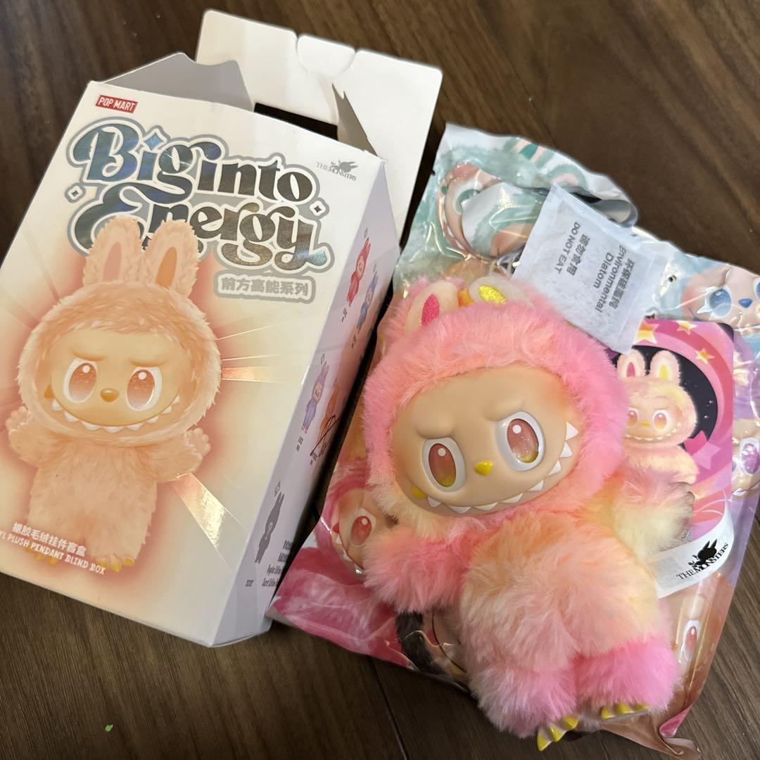 新品未使用　ラブブ ぬいぐるみ LOYALTY