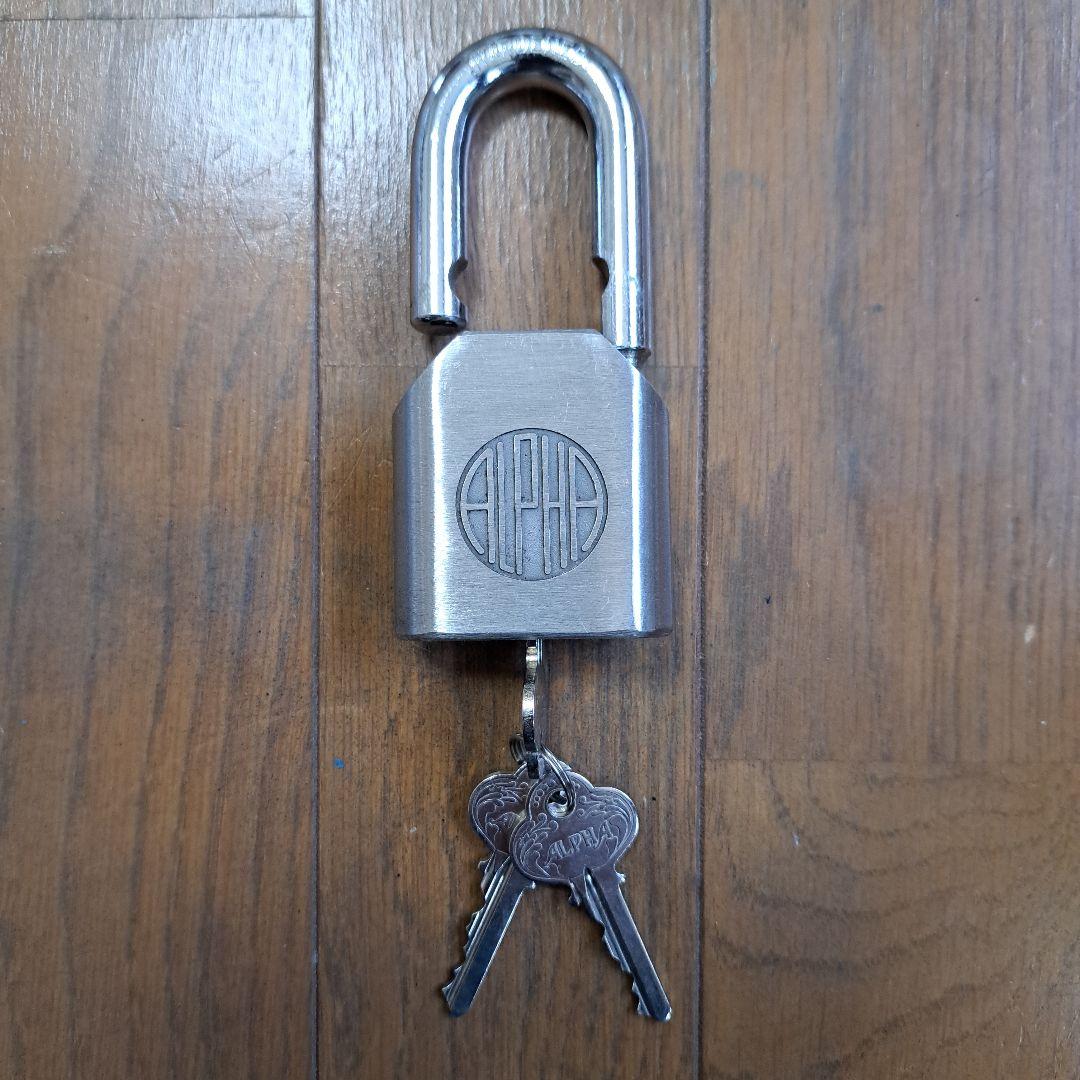 ALPHA 南京錠 真鍮製 鍵2本付き ALPHA 南京錠 真鍮製 鍵2本付き アルファ南京錠1000】ALPHA