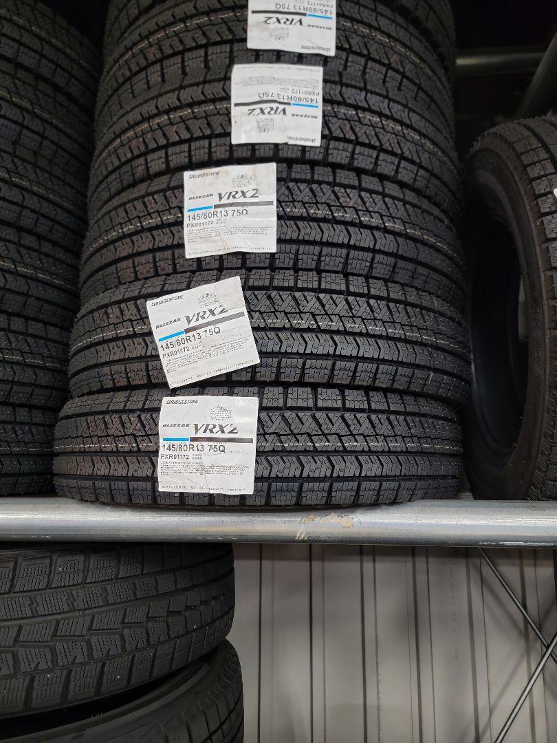 BRIDGESTONE VRX2 145/80R13 4本 24年製　冬タイヤ