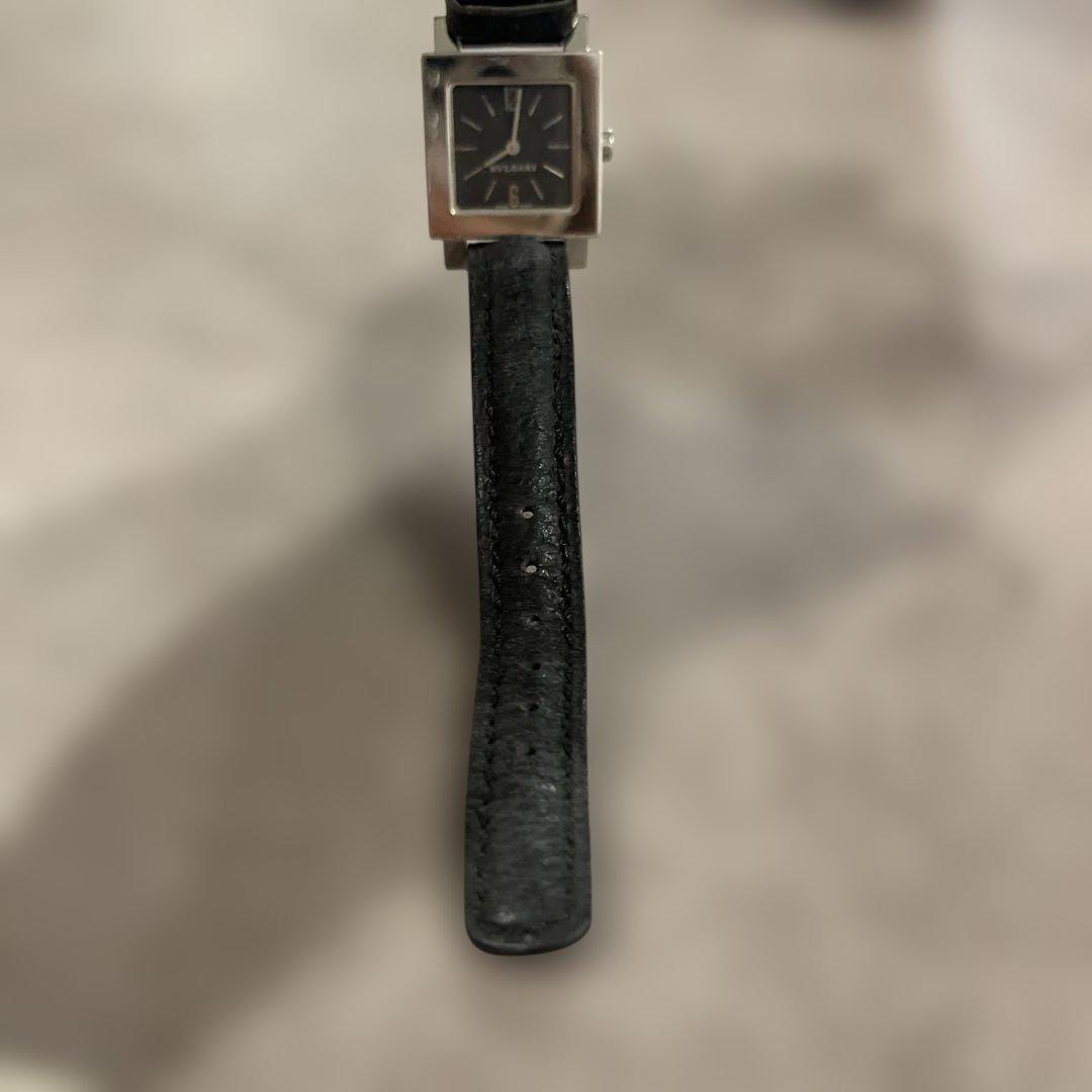 BVLGARI ブラックレザー スクエア時計