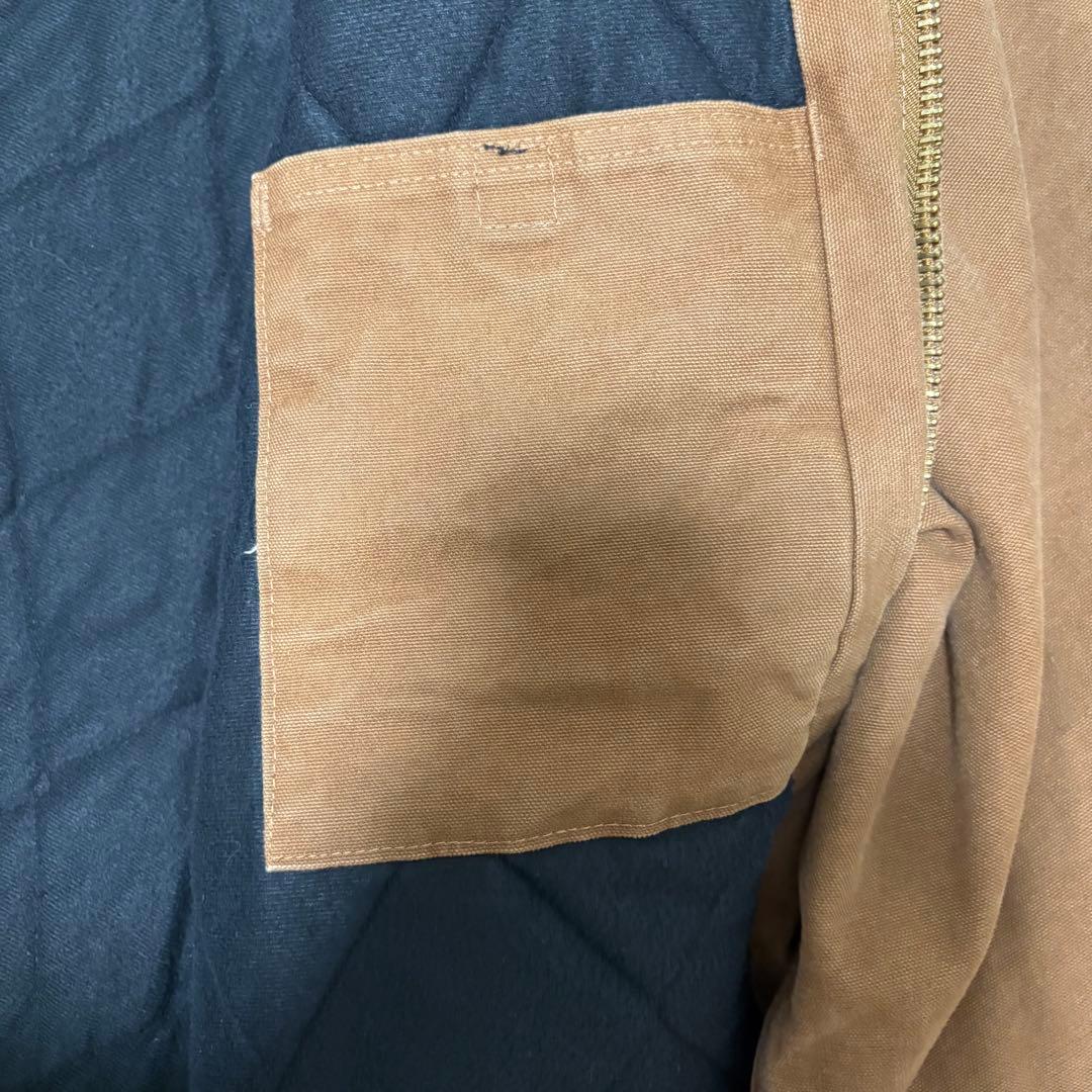 Carhartt ブラウン フード付きジャケット