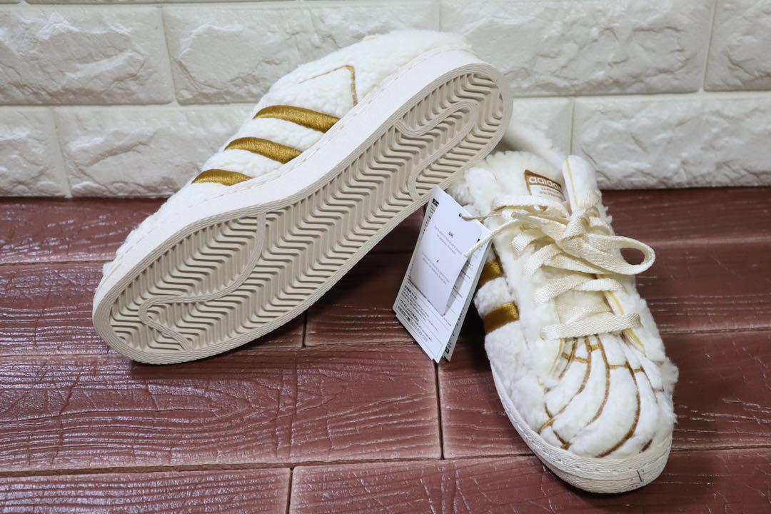adidas アディダス