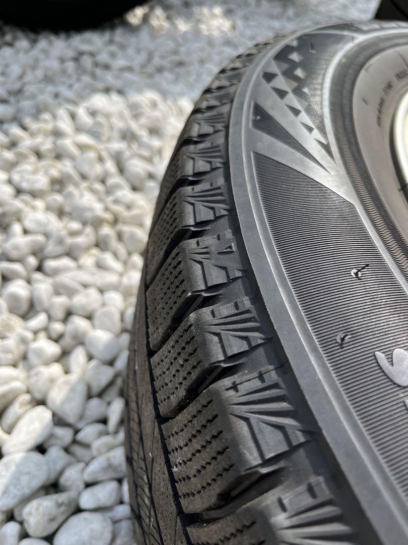ブリヂストン 225/60R17 スタッドレスタイヤ　ホイールセット 1本