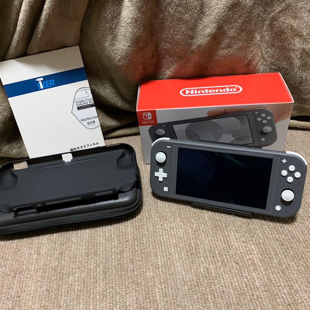 最新の激安 【美品】NINTENDO SWITCH LITE グレー 携帯用ゲーム本体