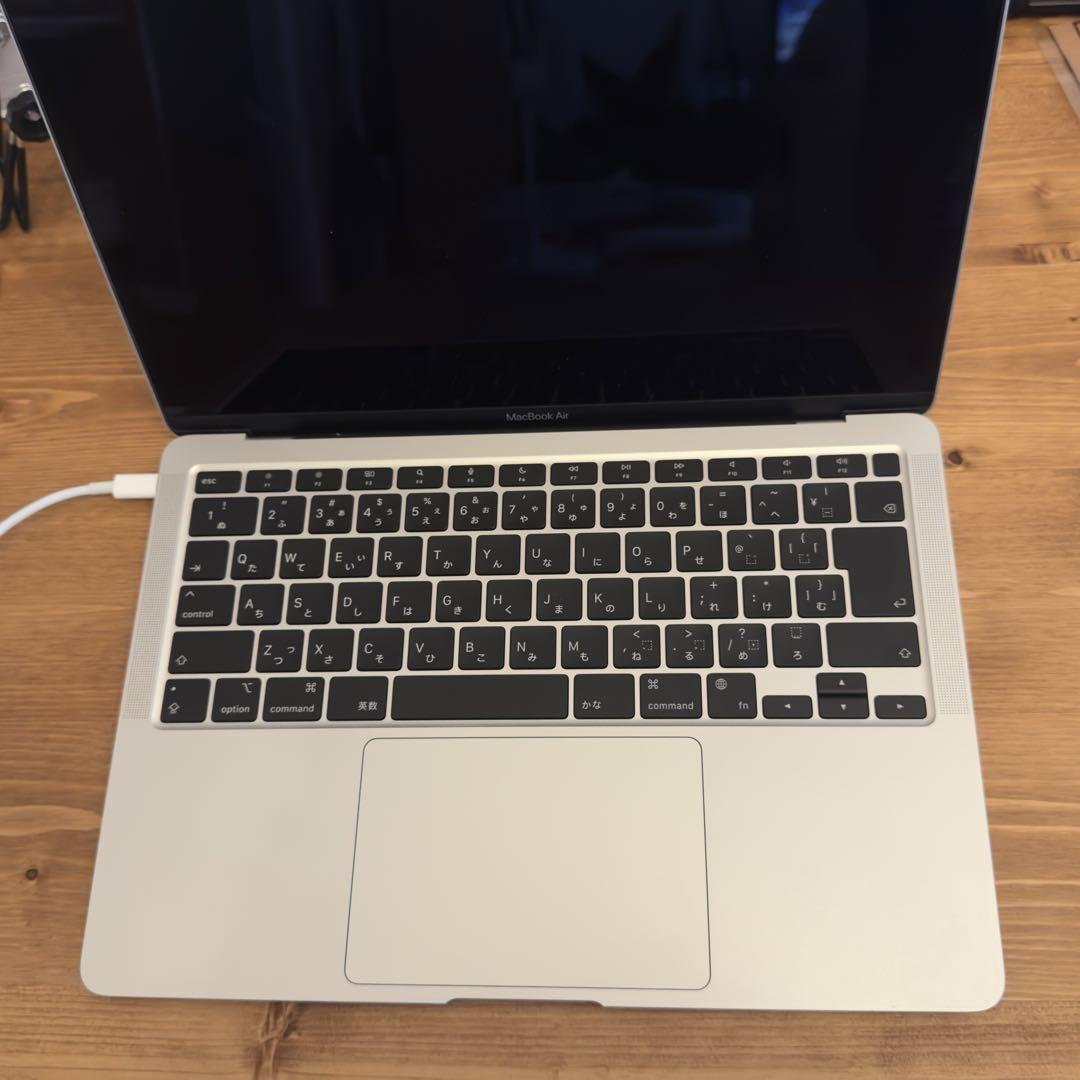 美品】Apple MacBook Air シルバー 日本語配列 - メルカリ