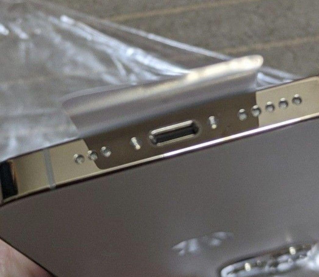 iPhone 12 pro ゴールド 128 GB docomo