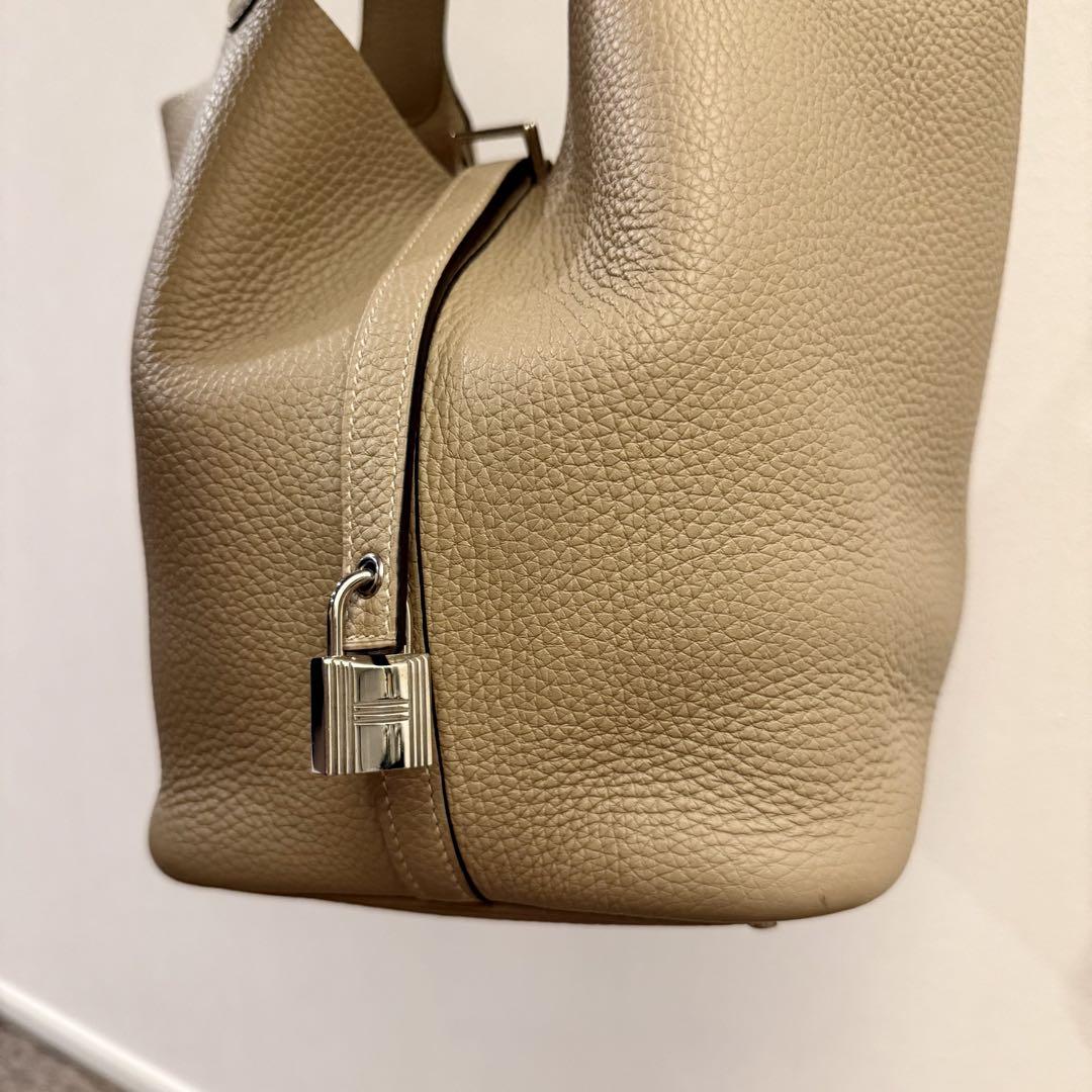 関税込み国内発送 エルメス ピコタンロックMM トレンチ シルバー エルメス<br>ピコタンロック MM<br>フォーブ<br>バレニア