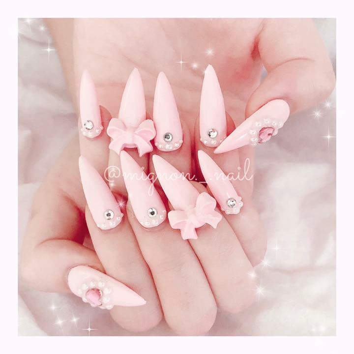 メルカリ ネイルチップ ハート ネイルパーツ リボン 3dパーツ オーダー 歌い手 ピンク ネイルチップ 付け爪 2 500 中古や未使用のフリマ