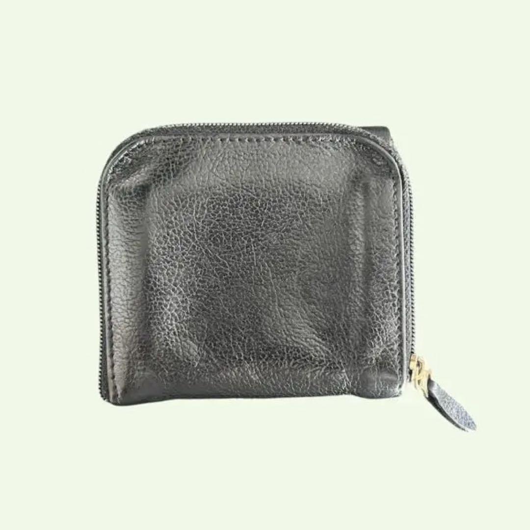 【新品未使用】イルビゾンテ　黒 レザー 二つ折り財布 イルビゾンテ 黒 レザー 二つ折り財布 ゴールド金具 - メルカリ