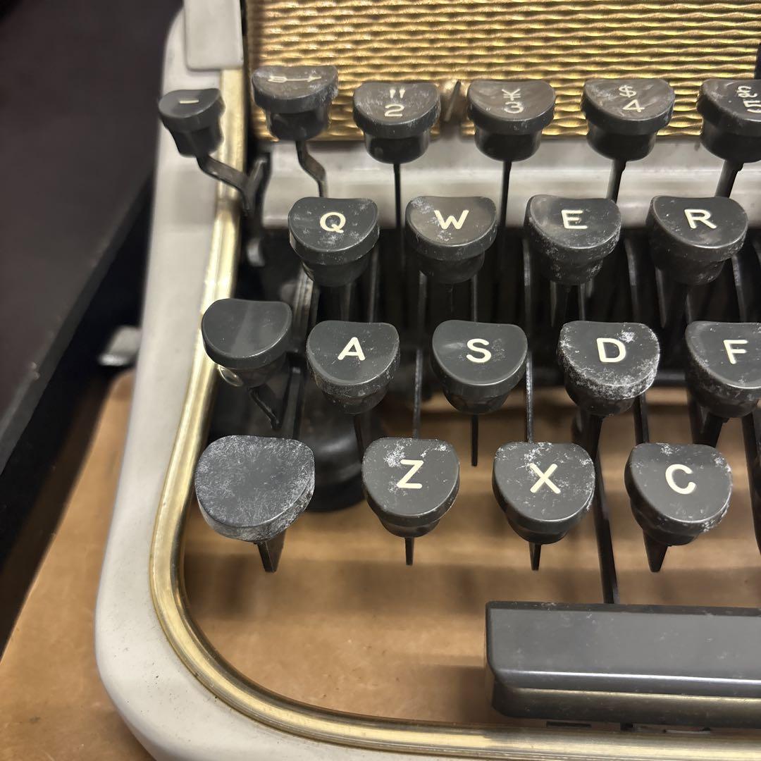 Underwood de luxe タイプライター ジャンク