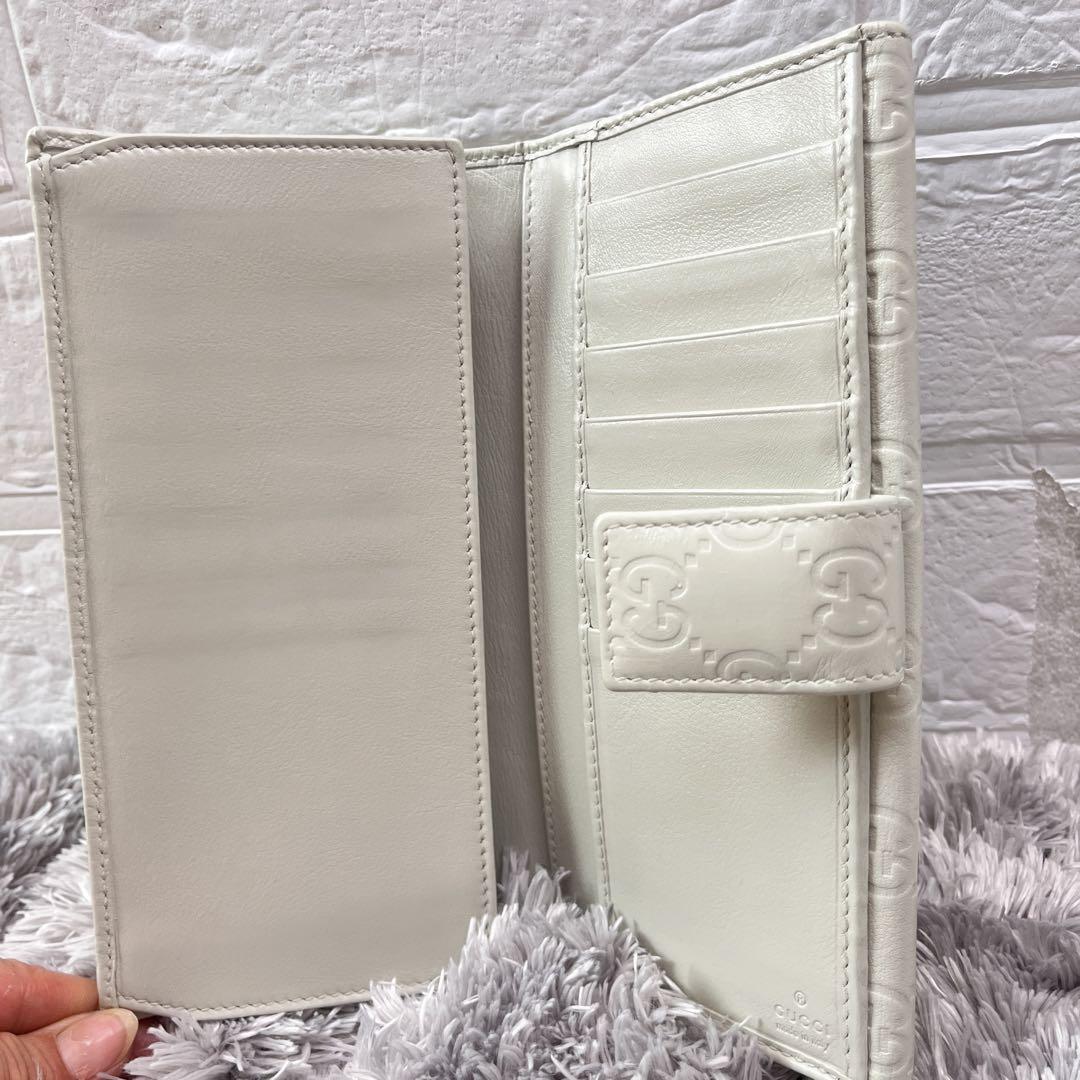 美品✨GUCCI 長財布　シマ　ロゴプレート　Wホック ホワイトグレー
