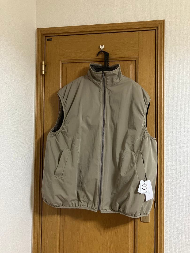 新品タグ付き！CYNICALの リバーシブルベスト★