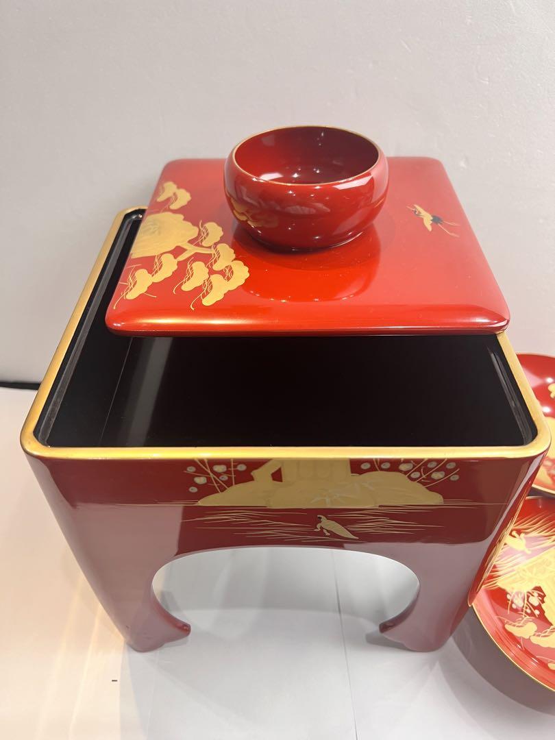 未使用品　漆塗　木盃　台付　三ッ組盃　お屠蘇器セット