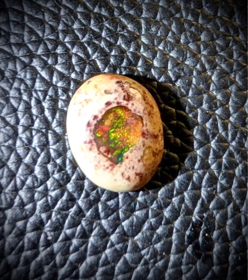 カンテラオパール　メキシコ産　マルチカラー