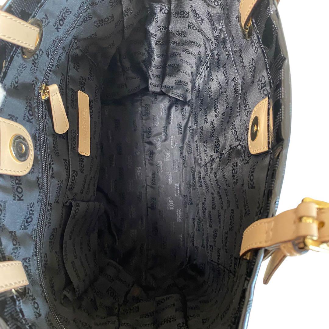 美品 MICHAEL KORS マイケルコース トートバッグ エナメル チャーム ✨極美品✨マイケルコース ビジネス トートバッグ ロゴチャーム