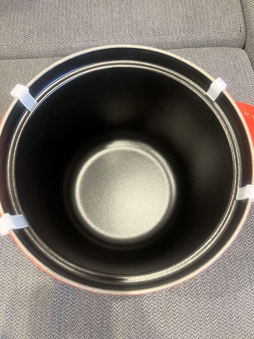 新品未使用LE CREUSET ル・クルーゼ　ココットエブリィ20 レッド