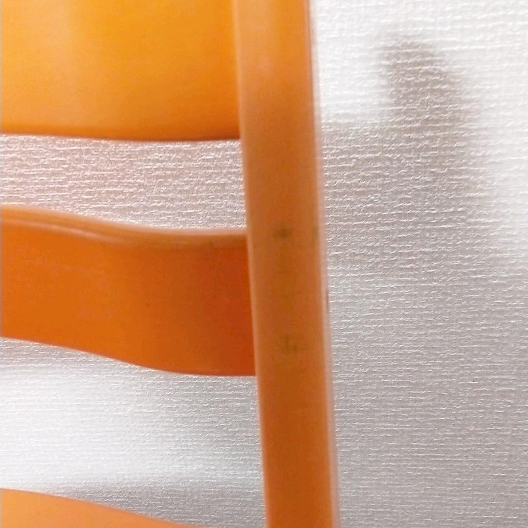 ストッケ　希少なオレンジ色
