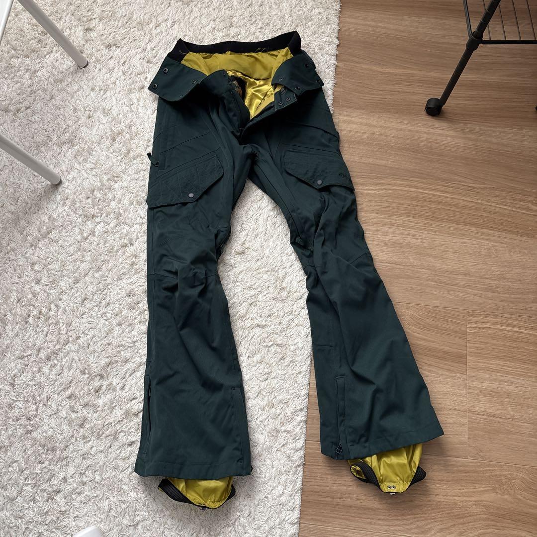 BURTON スノーボードパンツ Mサイズ ダークグリーン