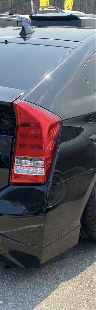 30プリウス クリスタルアイ ファイバーフルLEDテールV5