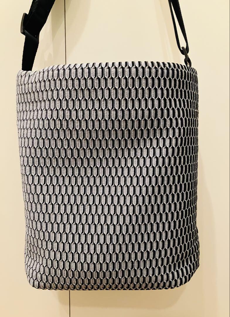 新品　acrylic アクリリック　ショルダーバッグ　坂雅子バッグ