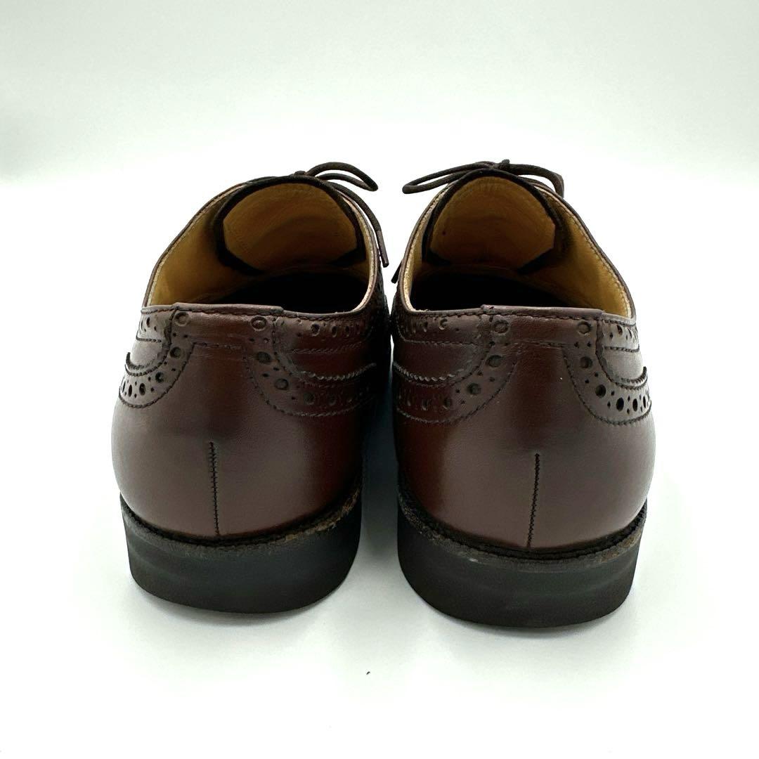 Burberrys ブラウン ウィングチップ レザー シューズ ノバチェック Burberrys ブラウン ウィングチップ レザー シューズ ノバ